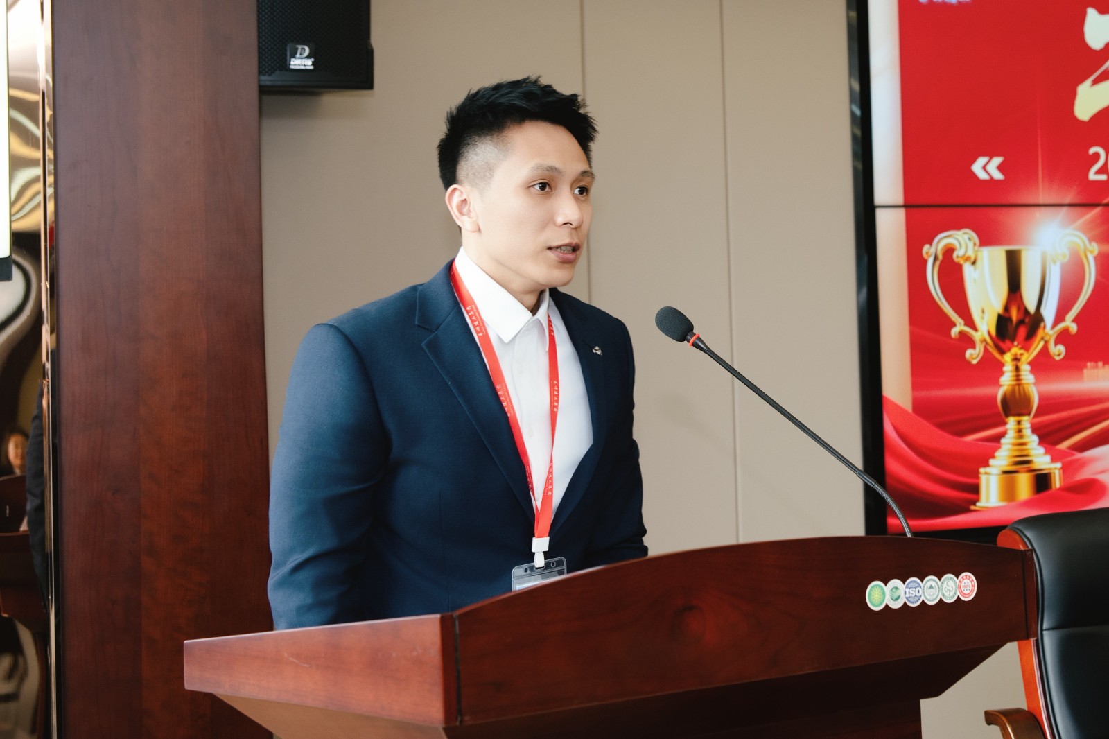 易顺建工集团有限公司2025年年终总结会议圆满落幕